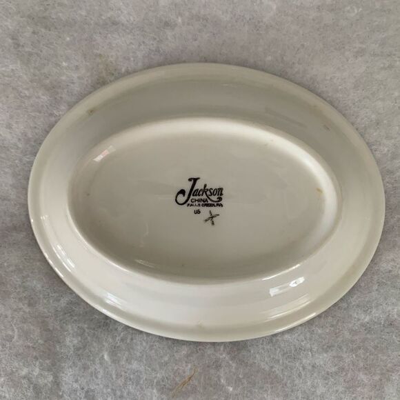 Jackson China 8 1/2” Restaurant Ware Oval Serving Bowl With Double Green Border - Picture 3 of 4